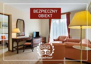 Отель Hotel Wisła Premium Висла Номер Делюкс с кроватью размера «king-size» (для 2 взрослых и 1 ребенка)-1
